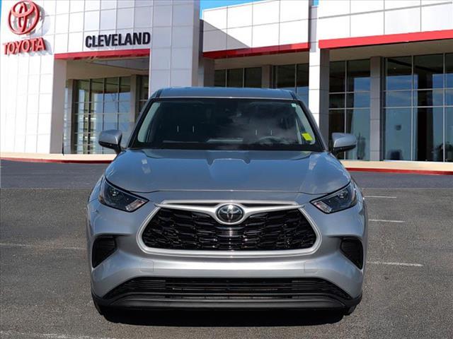used 2023 Toyota Highlander car, priced at $34,993