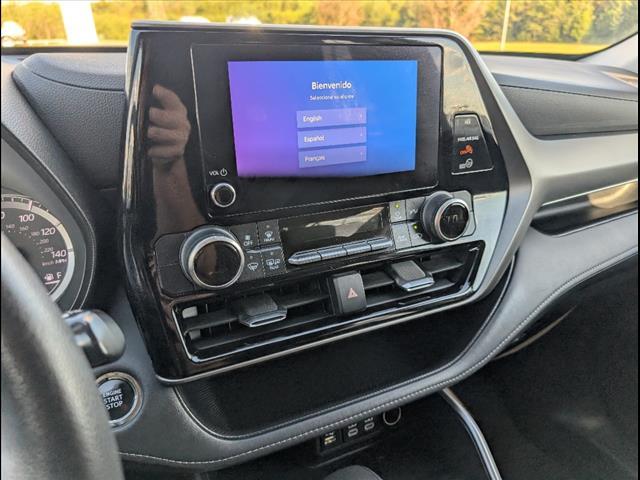 used 2023 Toyota Highlander car, priced at $34,993