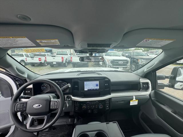 new 2025 Ford F-250 car, priced at $47,975