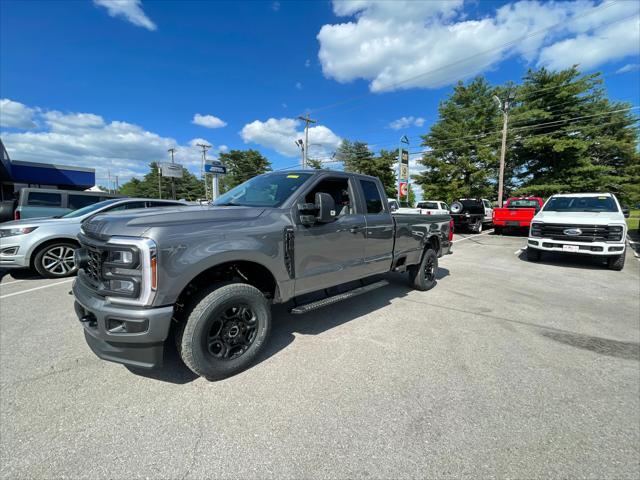 new 2025 Ford F-350 car, priced at $61,995