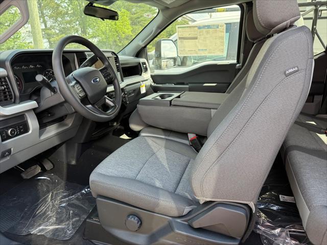 new 2025 Ford F-350 car, priced at $61,040
