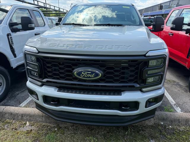 new 2025 Ford F-350 car, priced at $61,040
