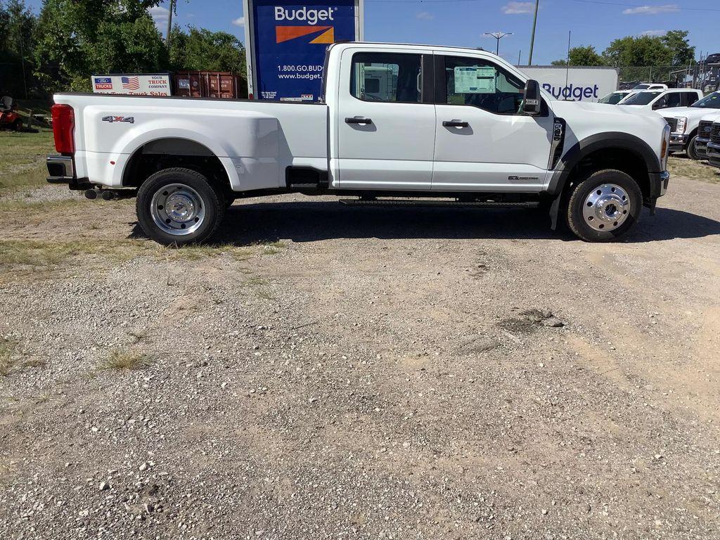 new 2025 Ford F-450 car, priced at $72,700