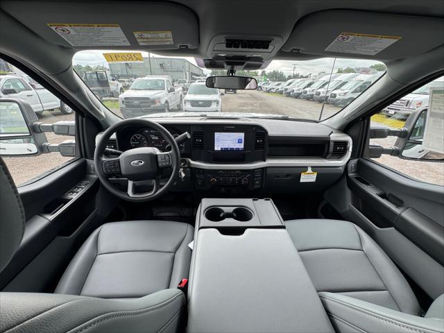 new 2025 Ford F-250 car, priced at $52,860