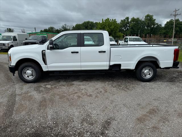 new 2025 Ford F-250 car, priced at $52,860