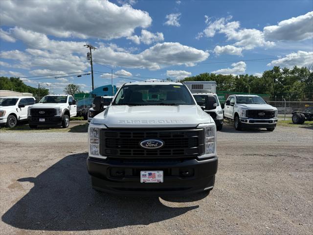new 2025 Ford F-350 car, priced at $72,590