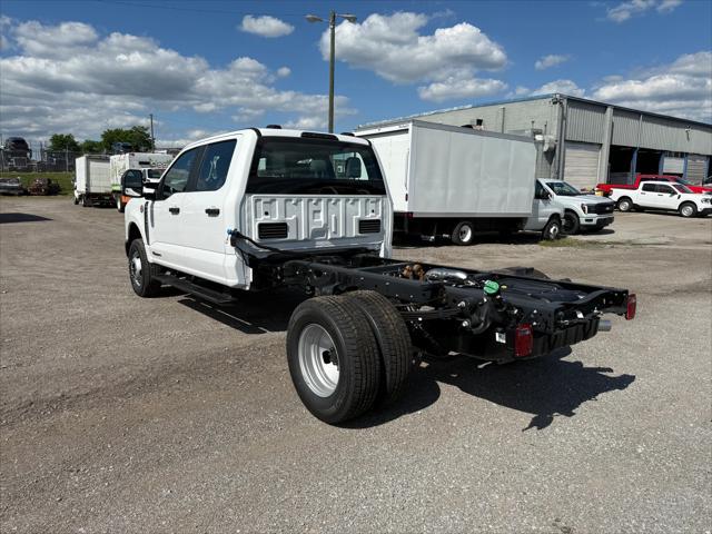 new 2025 Ford F-350 car, priced at $72,590