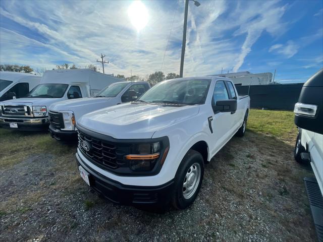 new 2024 Ford F-150 car, priced at $43,555