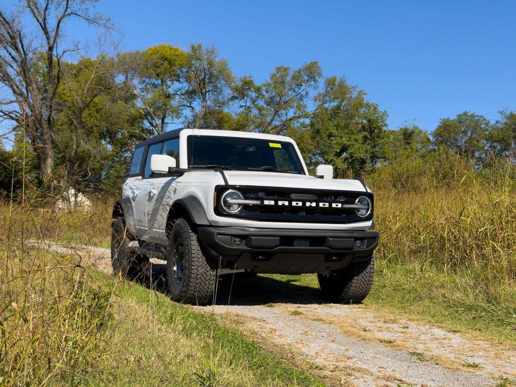 new 2025 Ford Bronco car, priced at $58,595