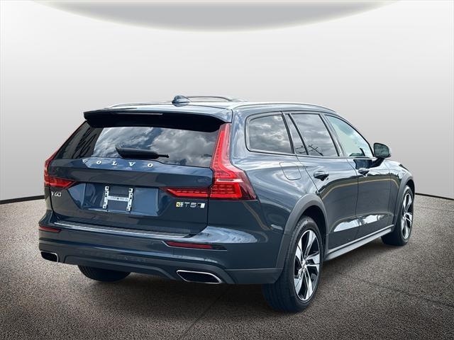 used 2020 Volvo V60 Cross Country car, priced at $23,500