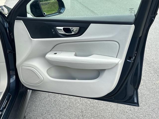used 2020 Volvo V60 Cross Country car, priced at $23,500