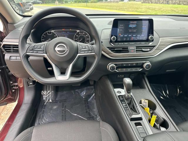 used 2025 Nissan Altima car, priced at $22,500