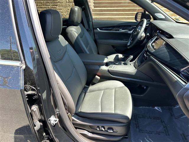 used 2024 Cadillac XT6 car, priced at $50,000