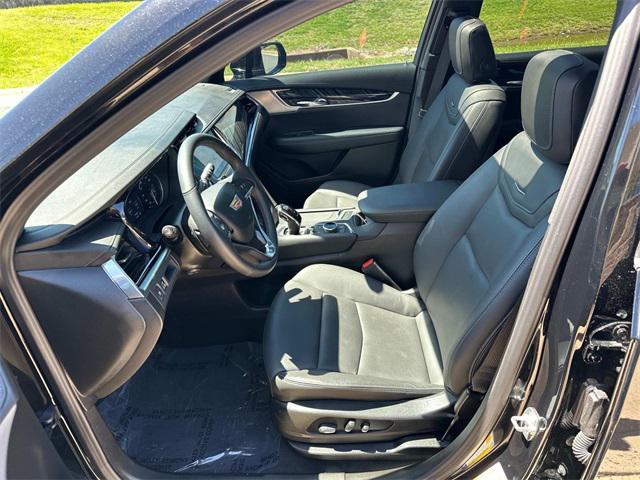 used 2024 Cadillac XT6 car, priced at $50,000