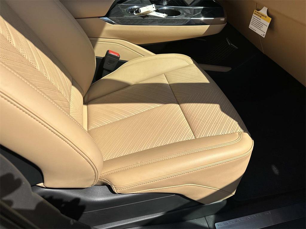 new 2025 Cadillac Escalade IQ car, priced at $149,990