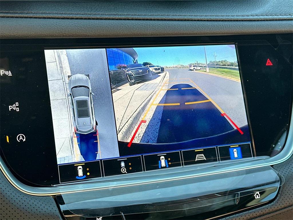 new 2025 Cadillac XT5 car, priced at $60,635
