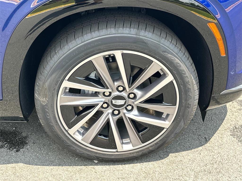new 2026 Cadillac VISTIQ car, priced at $80,215