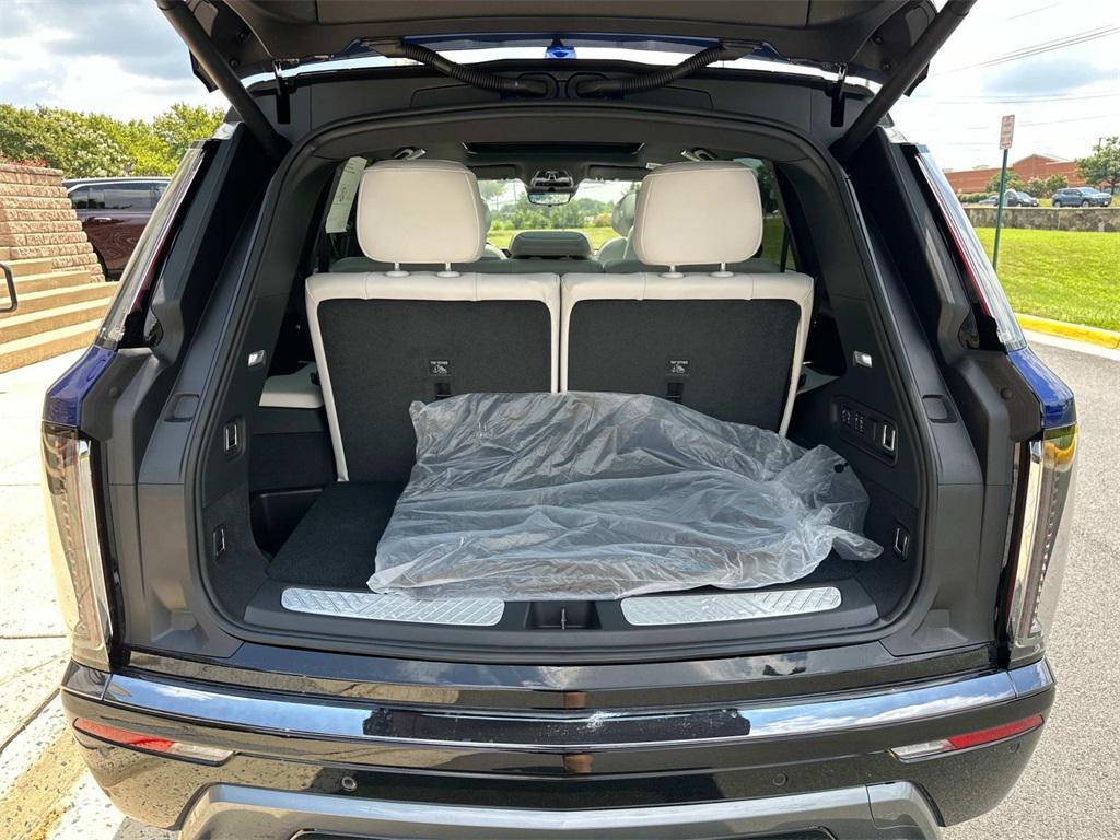 new 2026 Cadillac VISTIQ car, priced at $80,215