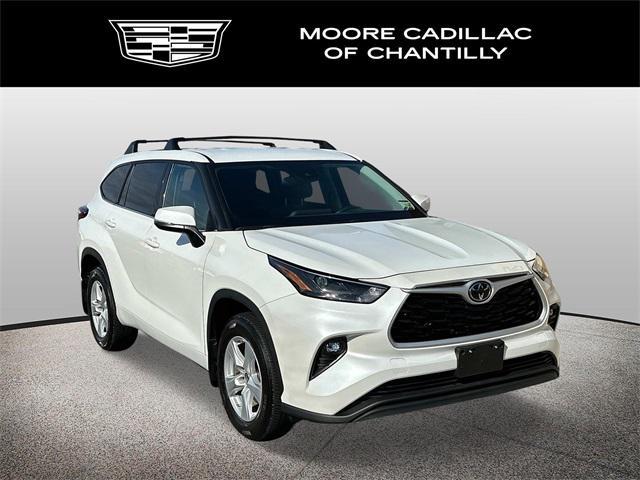 used 2022 Toyota Highlander car, priced at $31,688