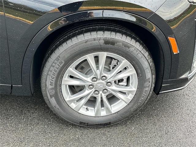 new 2025 Cadillac XT6 car, priced at $53,215