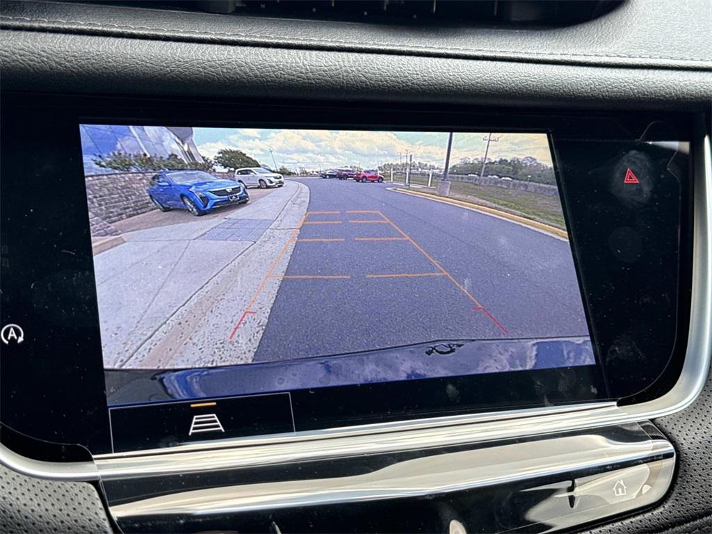 new 2025 Cadillac XT5 car, priced at $55,140