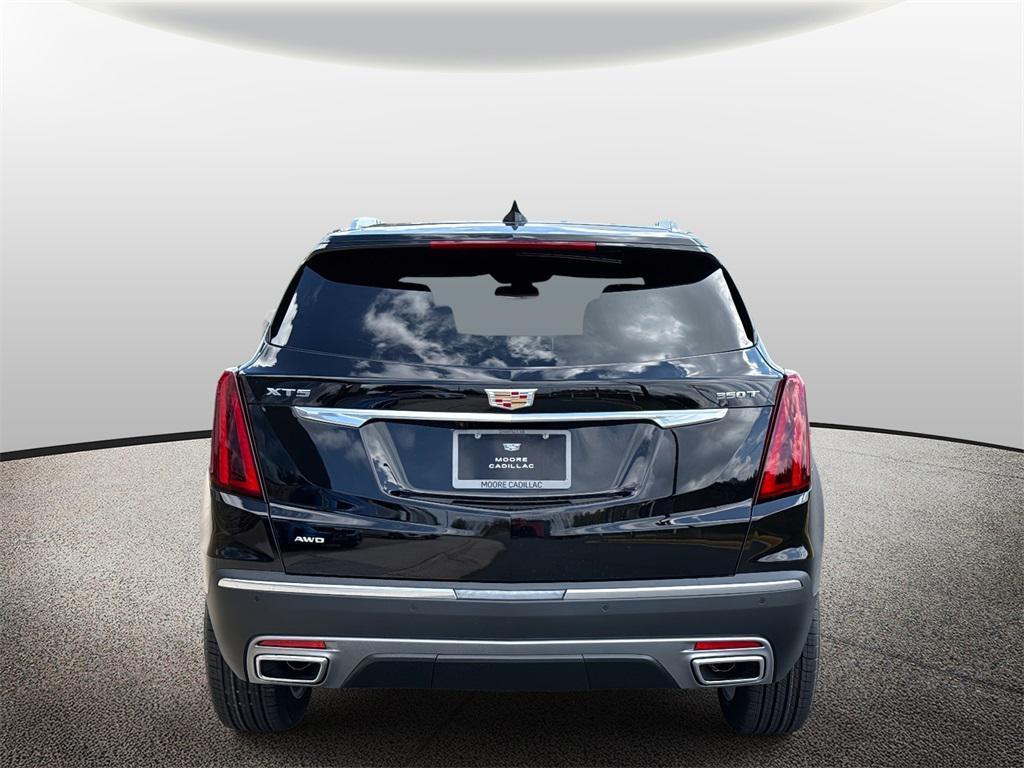 new 2025 Cadillac XT5 car, priced at $55,140
