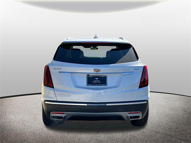 new 2025 Cadillac XT5 car, priced at $56,215