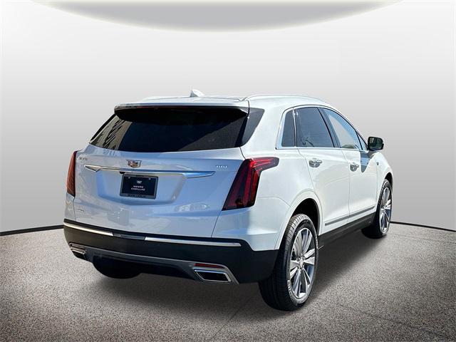 new 2025 Cadillac XT5 car, priced at $56,215