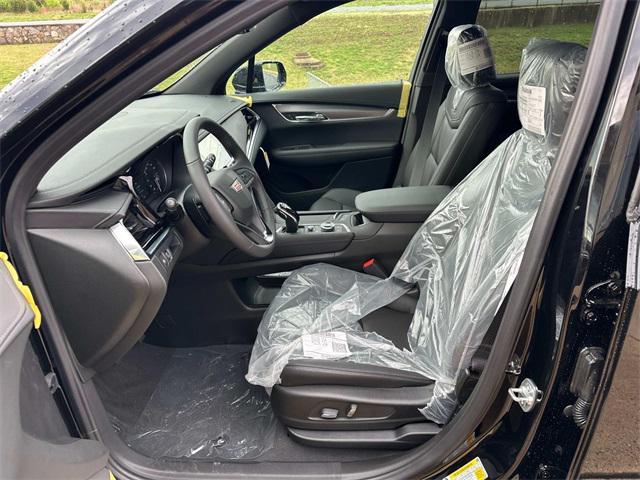 new 2025 Cadillac XT6 car, priced at $53,215