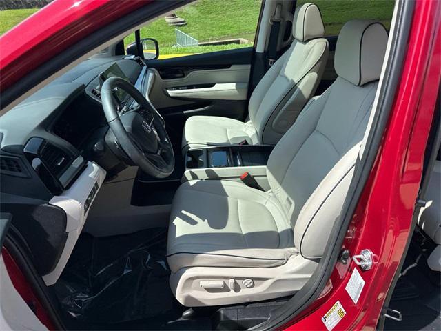used 2025 Honda Odyssey car, priced at $43,000