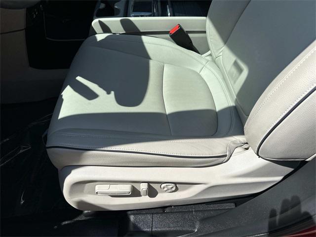 used 2025 Honda Odyssey car, priced at $43,000