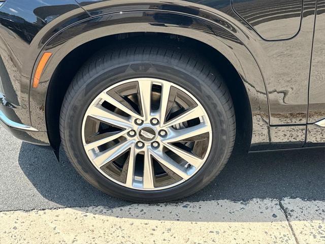 new 2026 Cadillac VISTIQ car, priced at $79,715