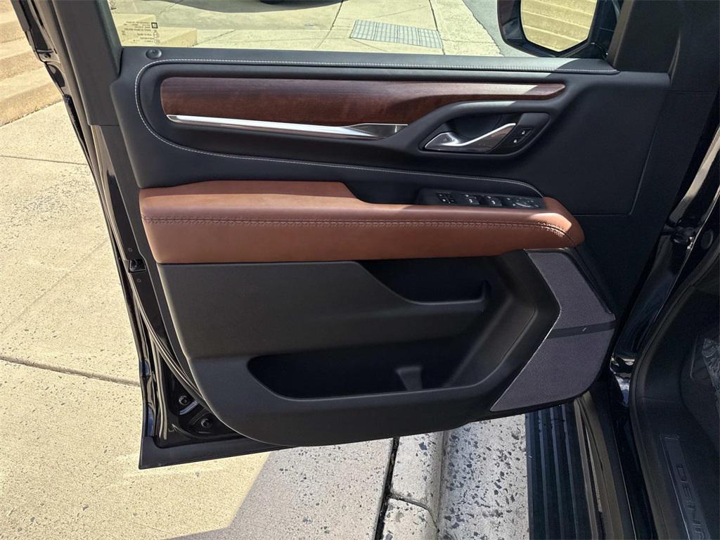 used 2024 GMC Yukon car, priced at $81,500