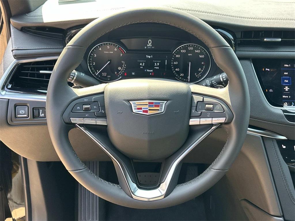new 2025 Cadillac XT6 car, priced at $51,315