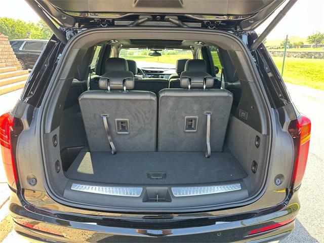 new 2025 Cadillac XT6 car, priced at $51,315