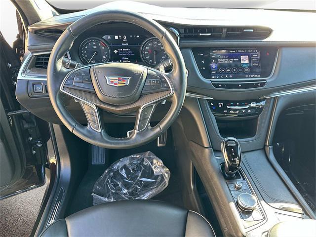 used 2020 Cadillac XT5 car, priced at $30,000