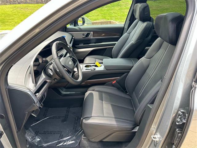 new 2026 Cadillac VISTIQ car, priced at $79,890