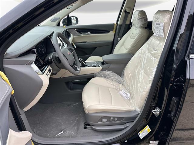new 2025 Cadillac XT6 car, priced at $62,565