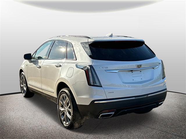 used 2021 Cadillac XT5 car, priced at $34,500