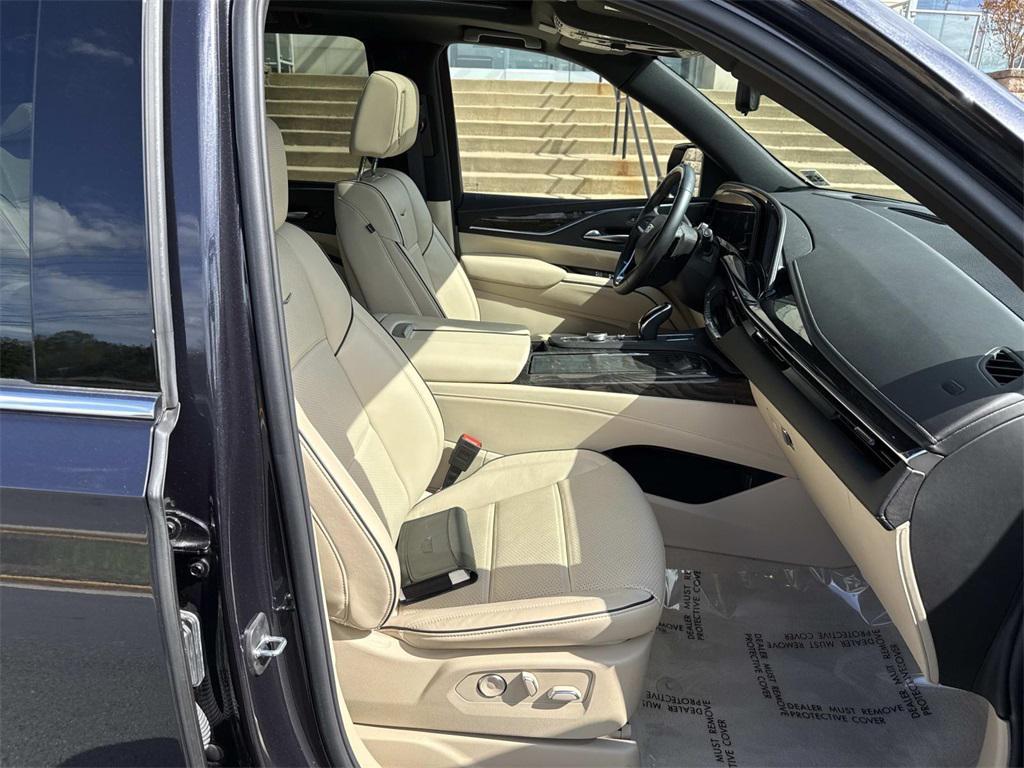 used 2024 Cadillac Escalade car, priced at $80,500