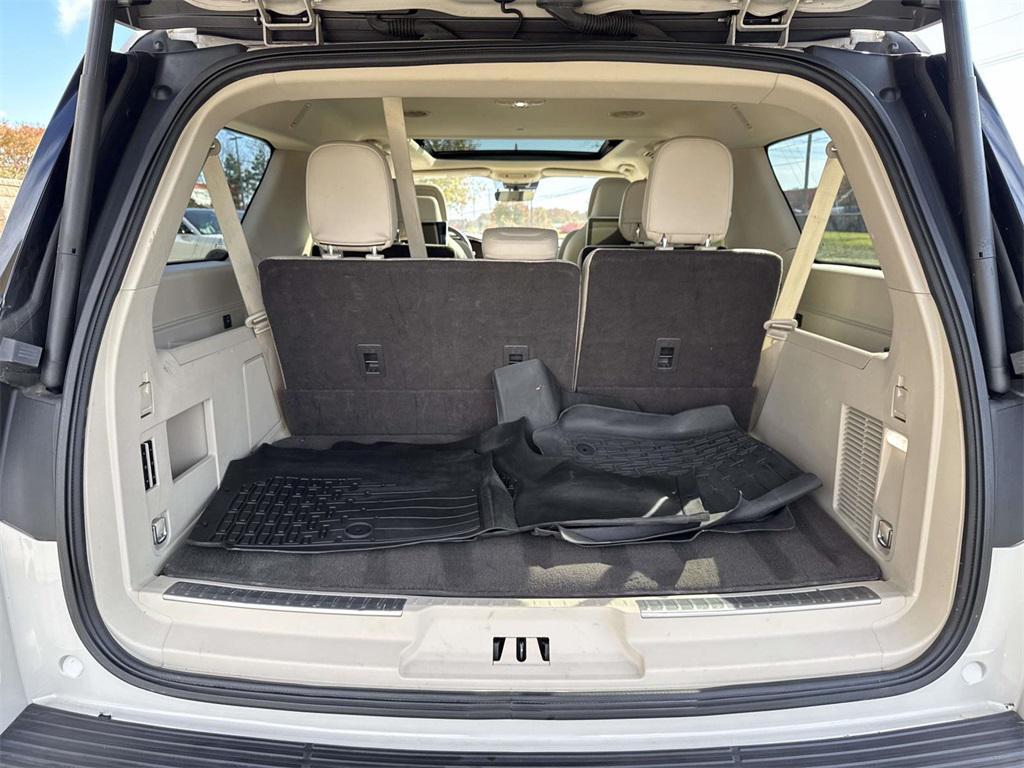 used 2020 Lincoln Navigator car, priced at $35,000