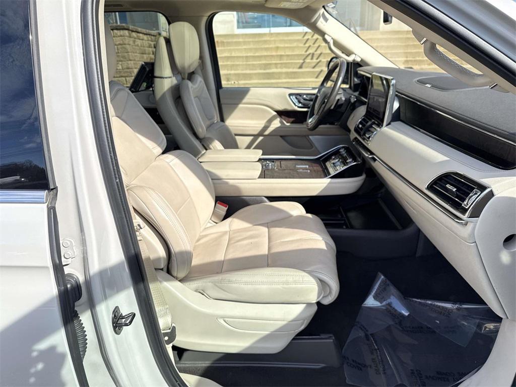 used 2020 Lincoln Navigator car, priced at $35,000