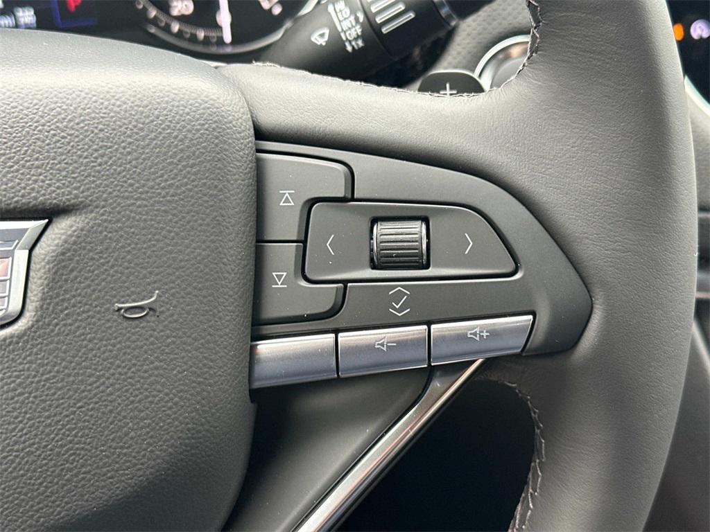 new 2025 Cadillac XT6 car, priced at $53,215