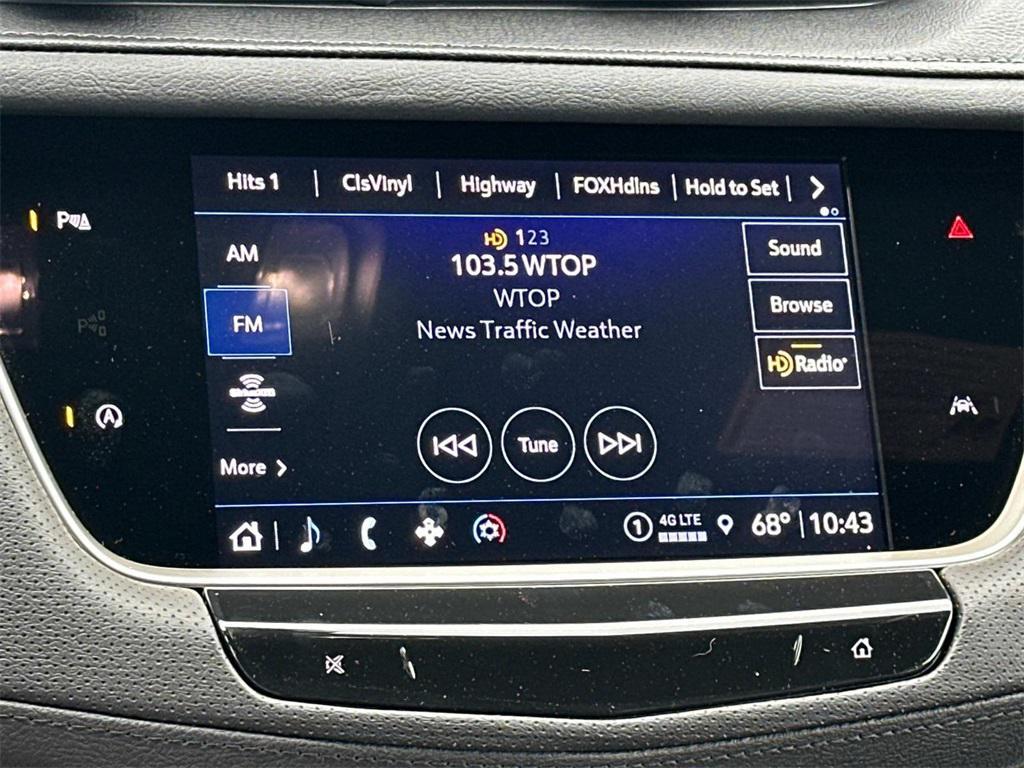 new 2025 Cadillac XT6 car, priced at $53,215
