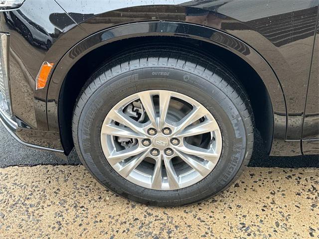 new 2025 Cadillac XT6 car, priced at $53,215