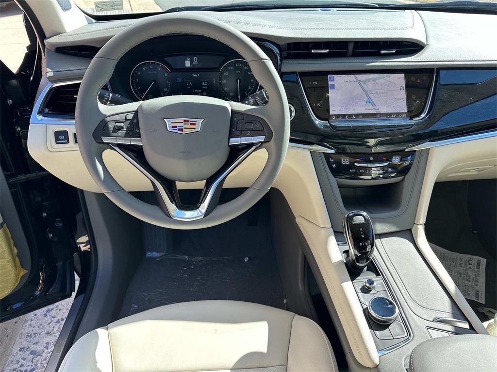 new 2025 Cadillac XT6 car, priced at $60,215