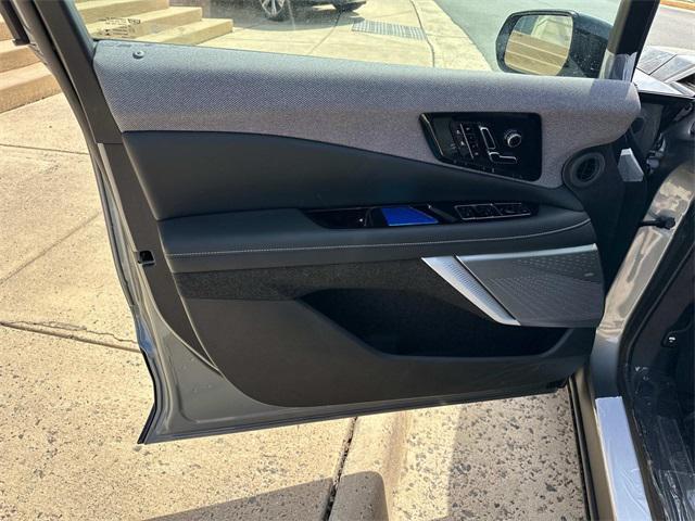 new 2025 Cadillac OPTIQ car, priced at $59,610
