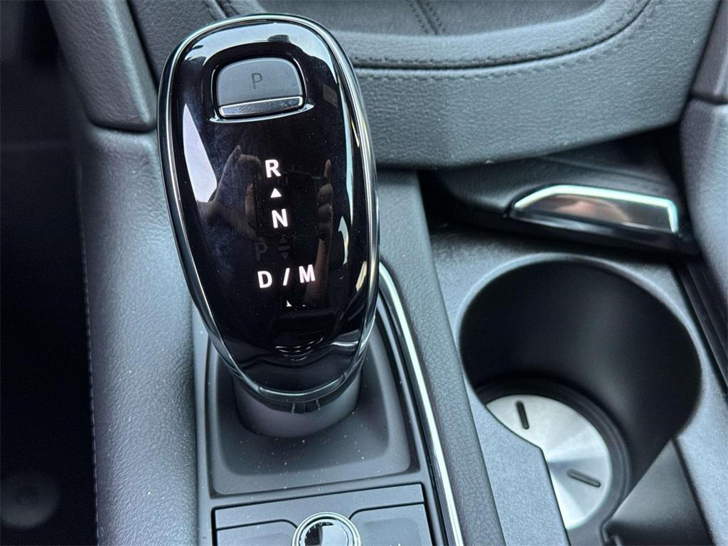 new 2025 Cadillac XT6 car