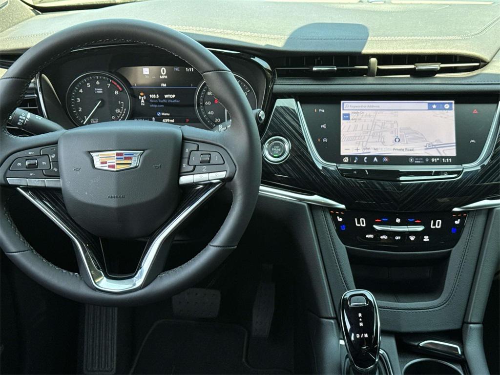 new 2025 Cadillac XT6 car