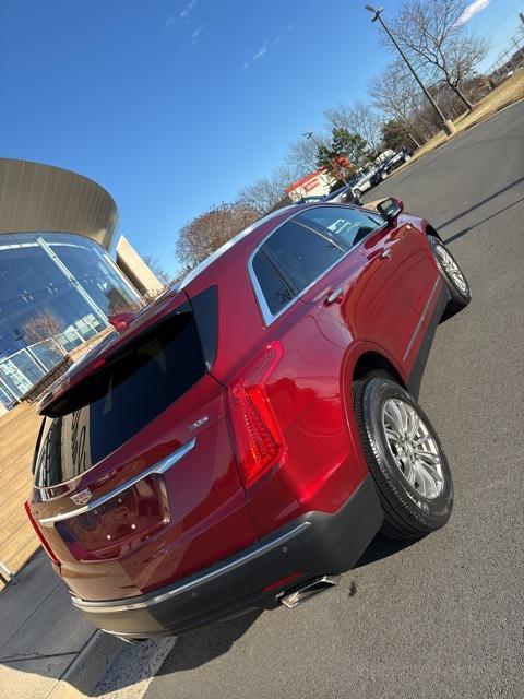 used 2017 Cadillac XT5 car, priced at $17,500